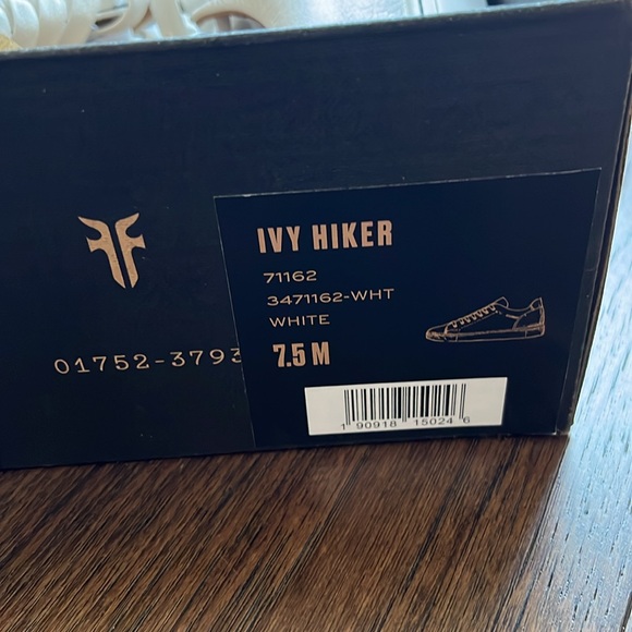 Like new Frye sneakers - Picture 2 of 4